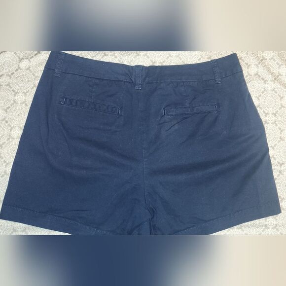 Crown and Ivy shorts - Picture 8 of 8